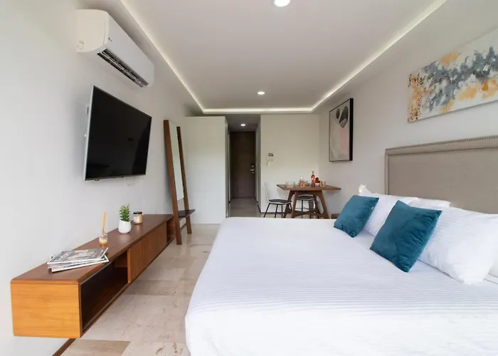One Paralia * Playa del Carmen