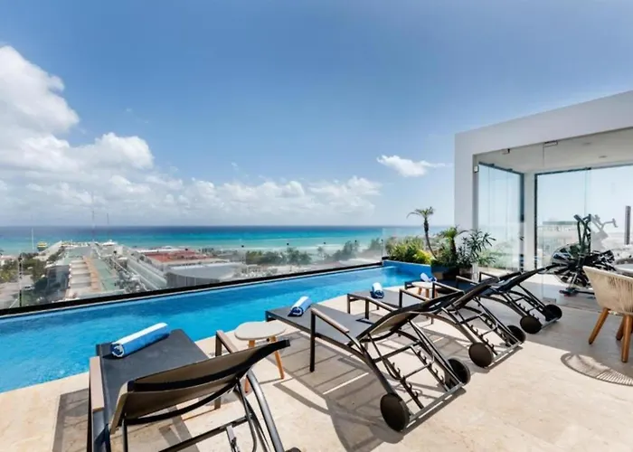 One Paralia Apartamento